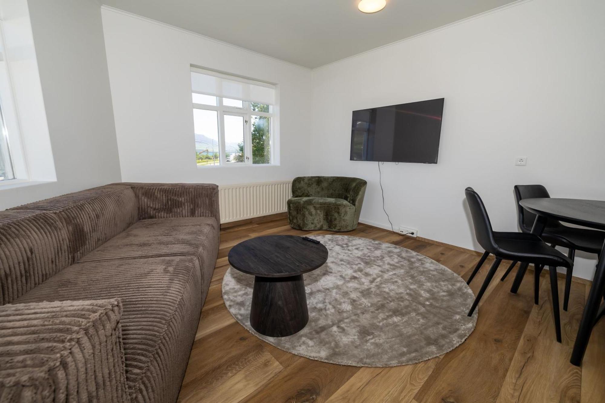 Steinaskjol Apartments Акурейрі Екстер'єр фото