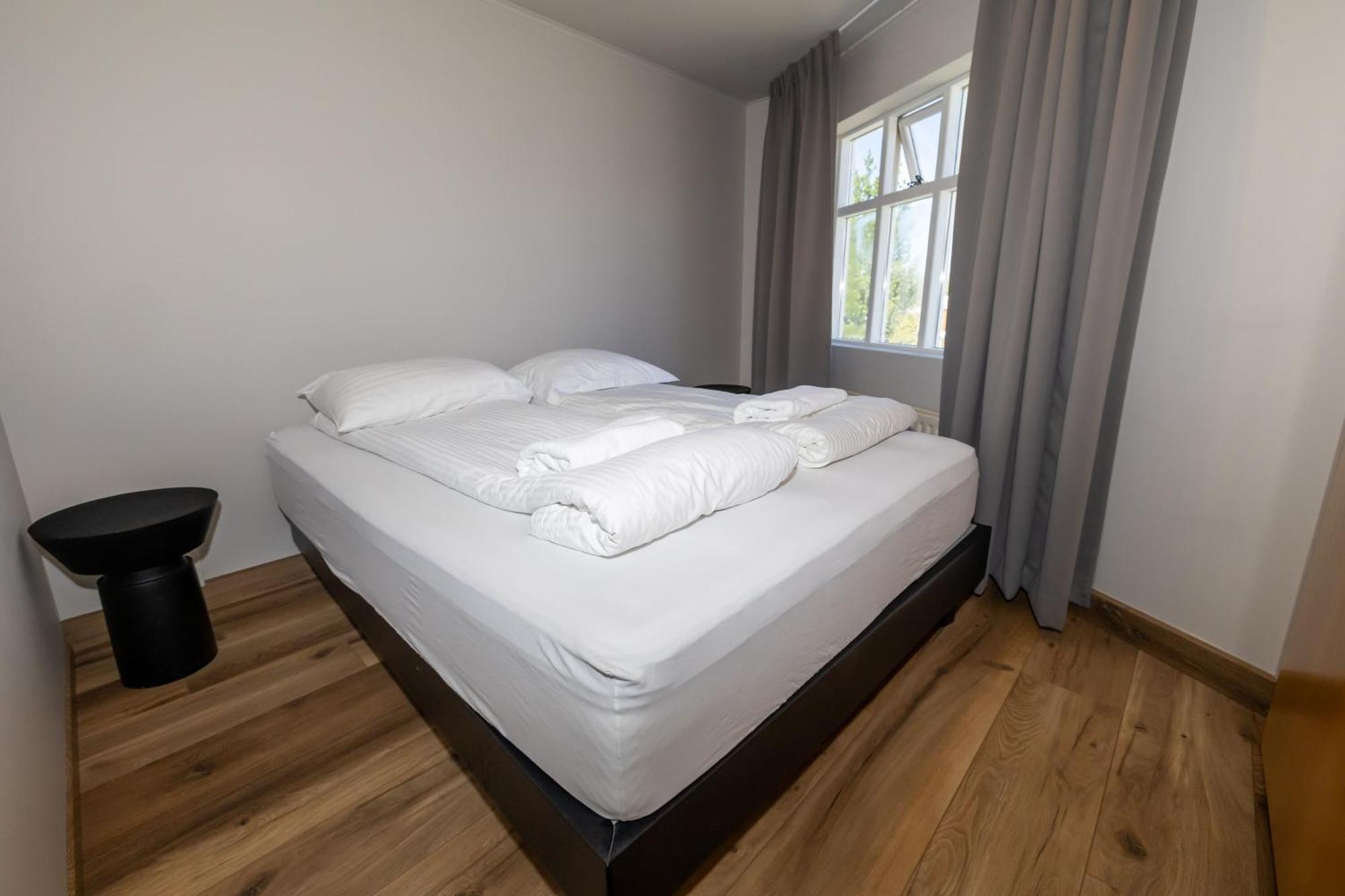 Steinaskjol Apartments Акурейрі Екстер'єр фото