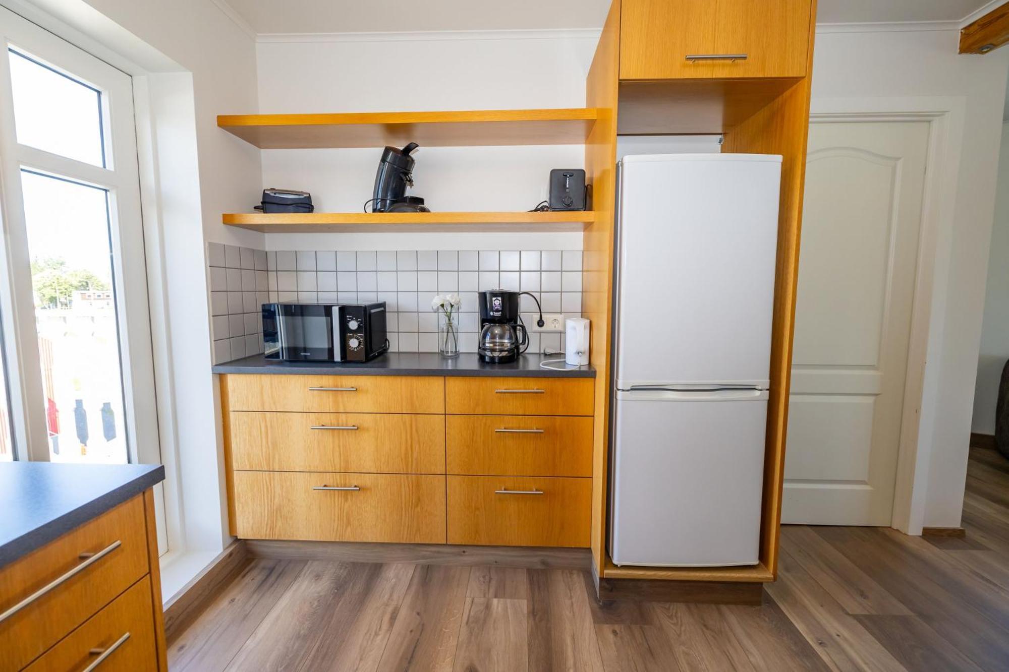 Steinaskjol Apartments Акурейрі Екстер'єр фото