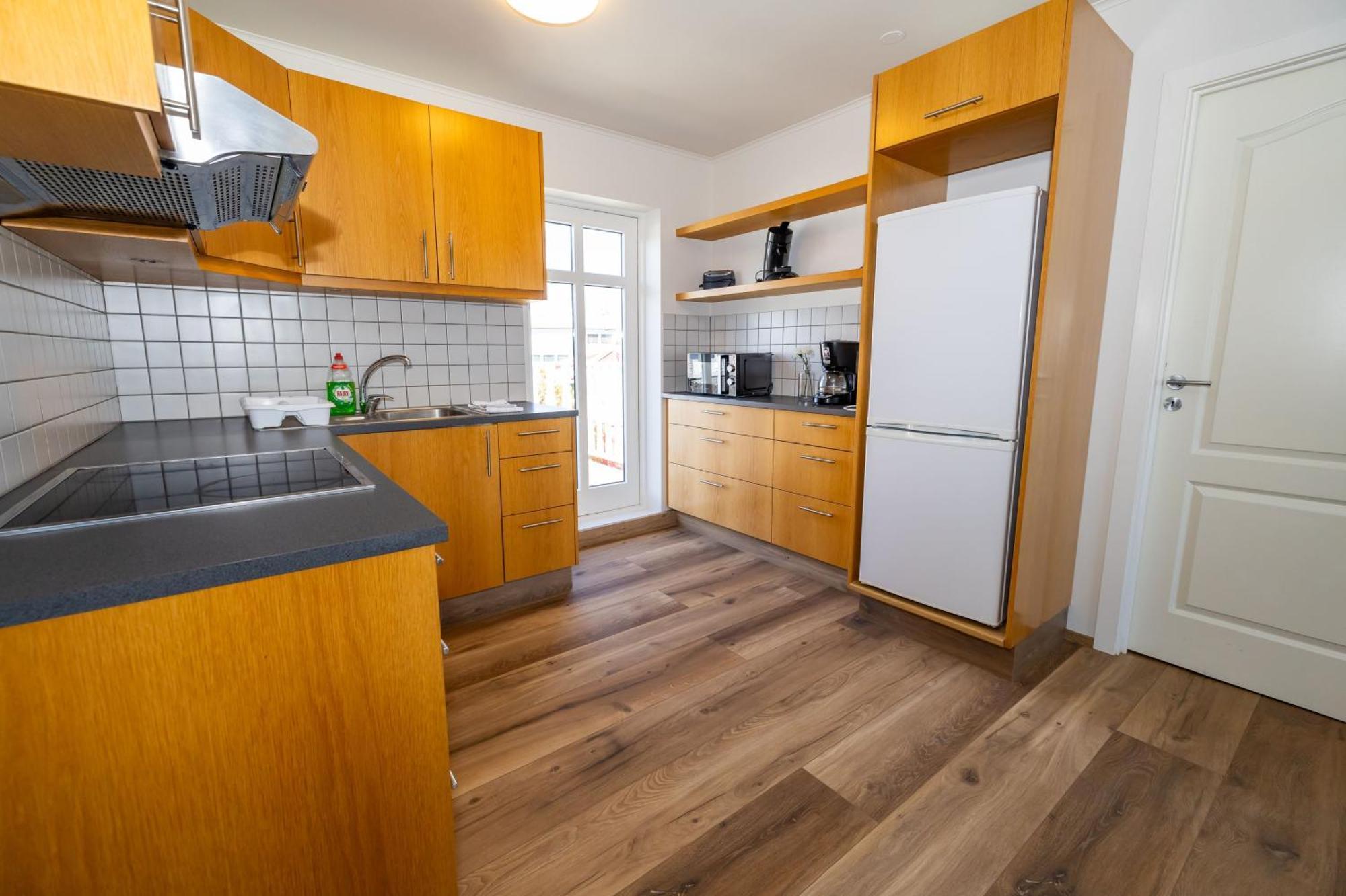Steinaskjol Apartments Акурейрі Екстер'єр фото