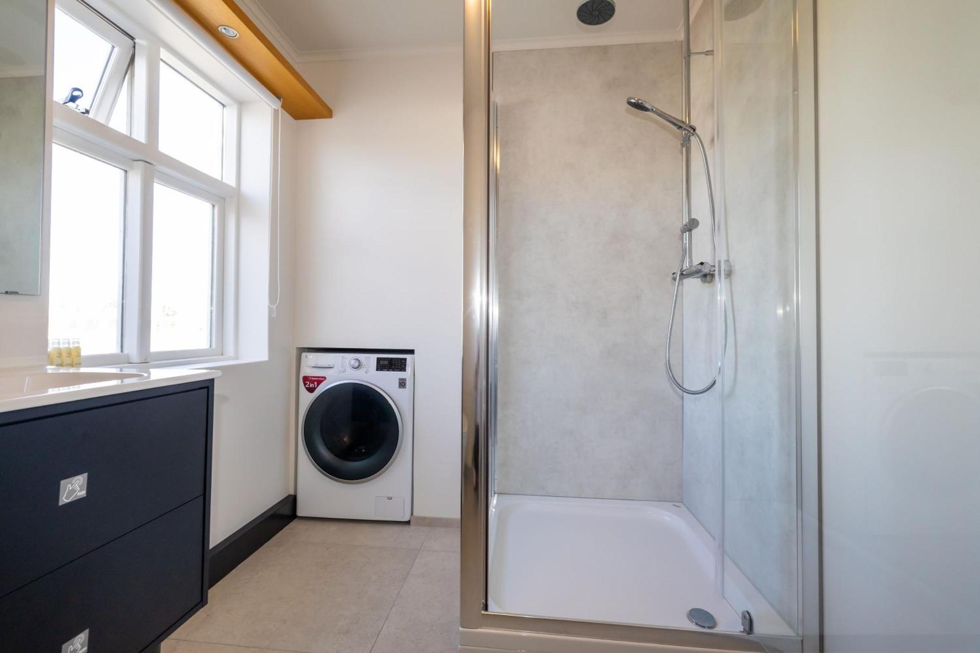 Steinaskjol Apartments Акурейрі Екстер'єр фото