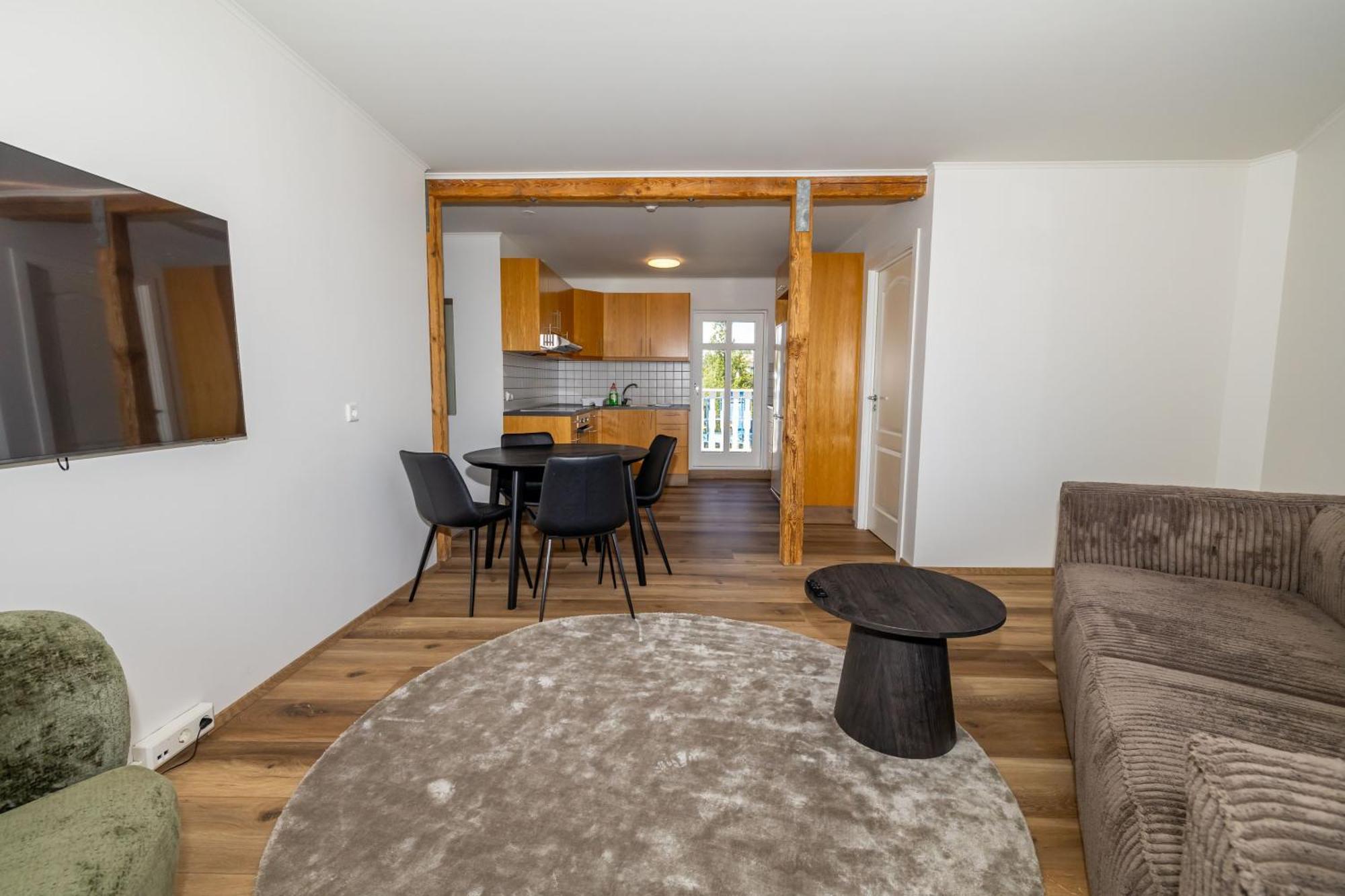 Steinaskjol Apartments Акурейрі Екстер'єр фото