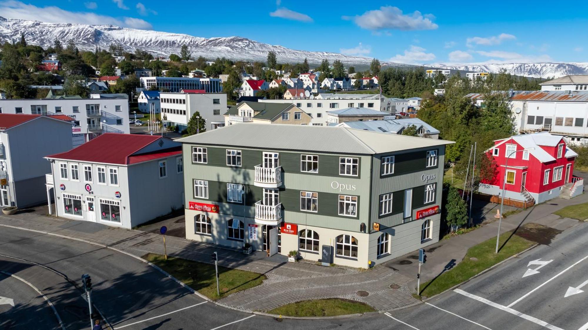 Steinaskjol Apartments Акурейрі Екстер'єр фото
